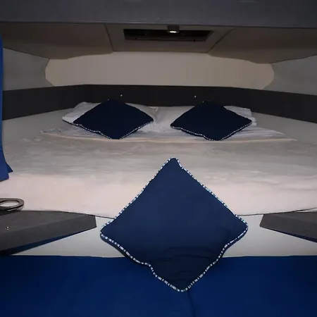 Mogan Boat Bådhotel